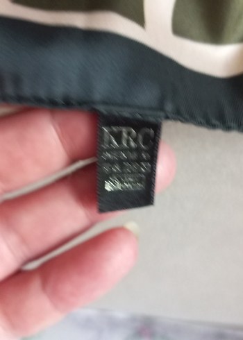 Beden Karaca Renkli Yeşil Kadın Eşarp.