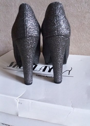 38 Beden Gri Simli Stiletto Topuklu Kadın Abiye Ayakkabı 10 cm topuk..