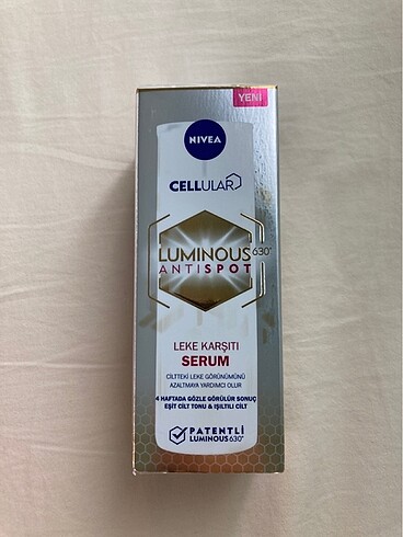 Nivea serum