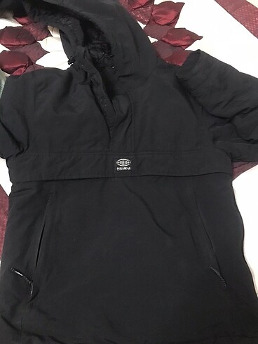 Pull and Bear mont