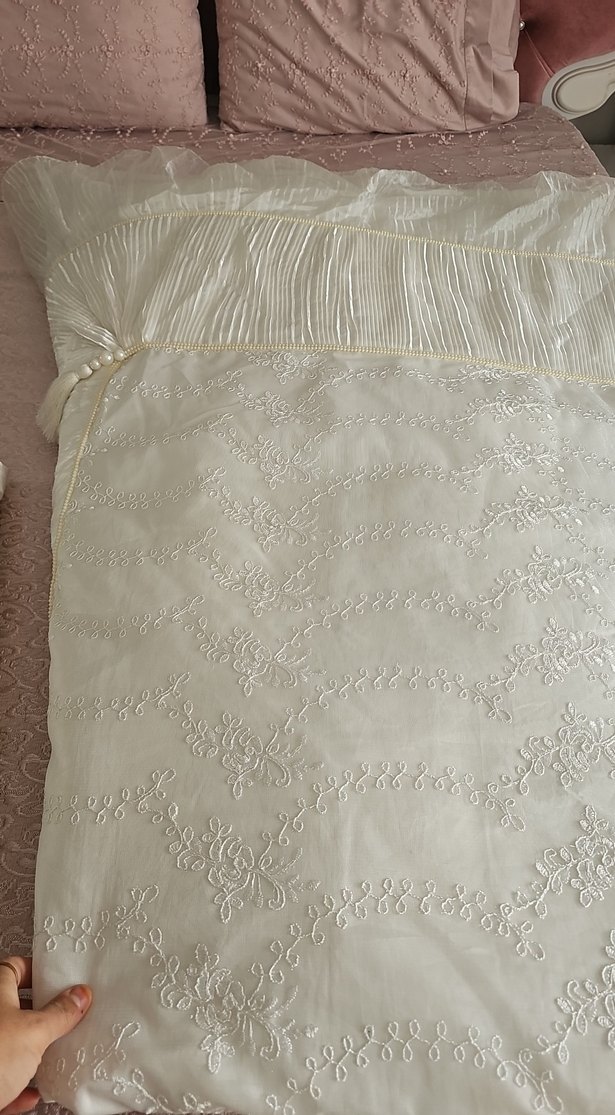 krem  yatak örtüsü - Görsel 2