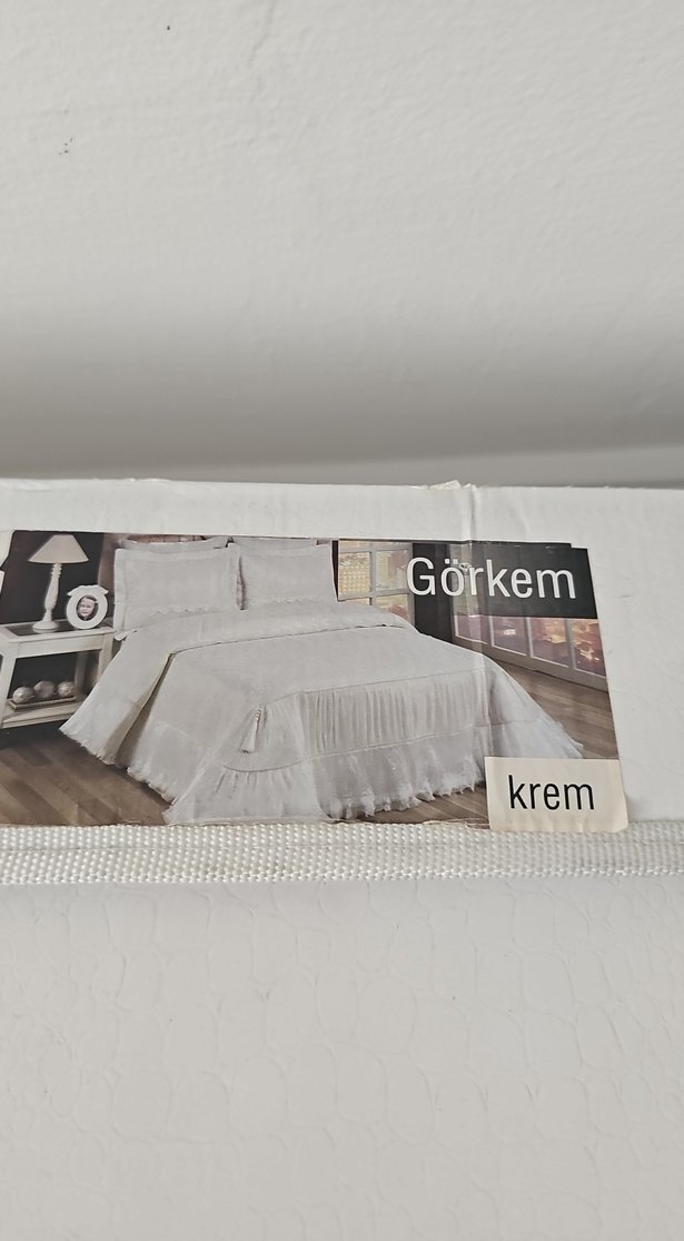krem  yatak örtüsü - Görsel 3