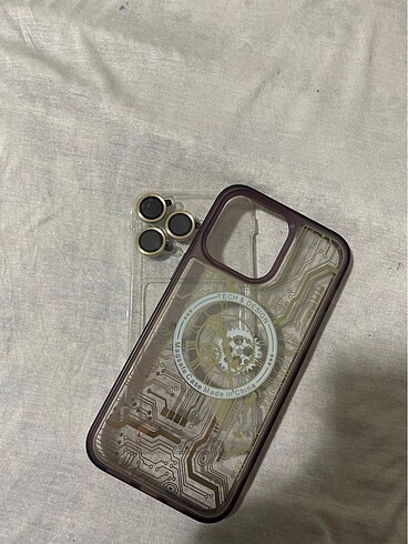 İPhone 16 pro telefon kılıfı ve lensi
