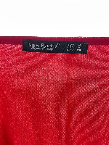m Beden kırmızı Renk PreLoved Uzun Elbise %70 İndirimli.