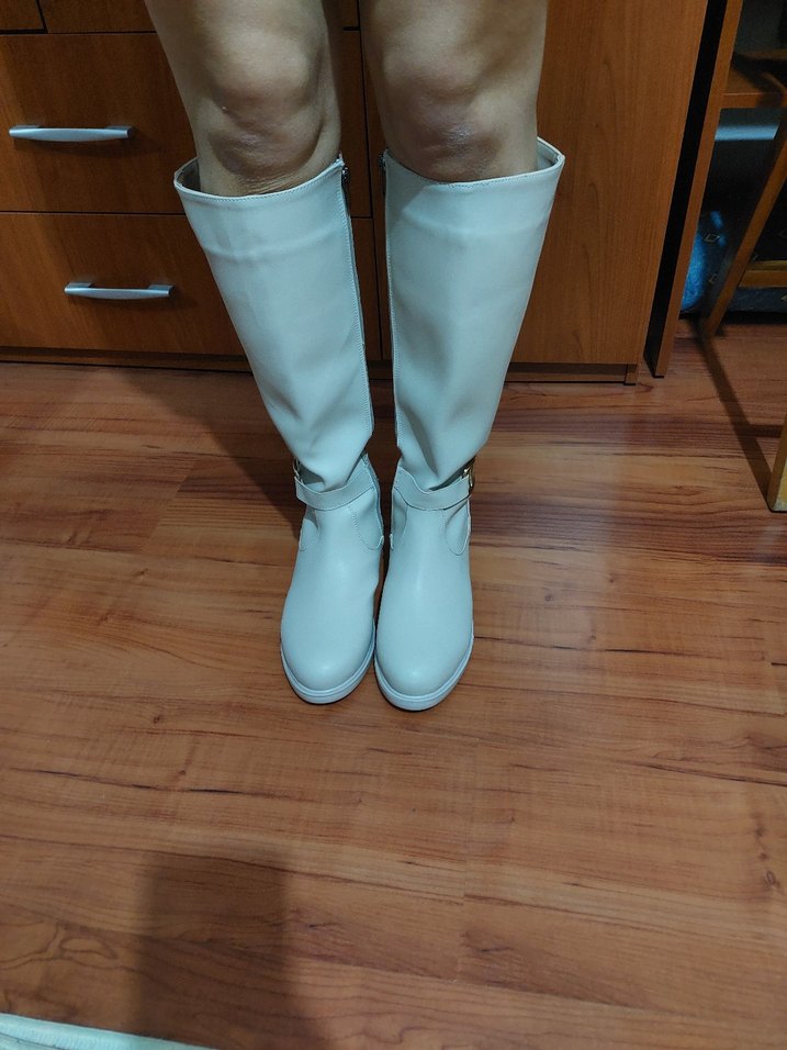 Bej Tokalı Kadın Dizüstü Bot - Görsel 2