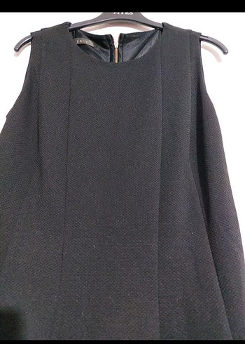 Siyah V Yakalı Midi Kolsuz Elbise - Görsel 7