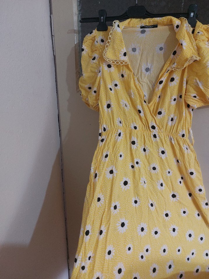 Sarı Uzun Kolay Kesim V Yaka Elbise - Görsel 4