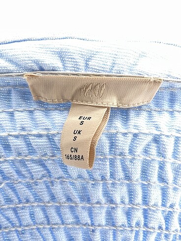 s Beden çeşitli Renk H&M Bluz %70 İndirimli.