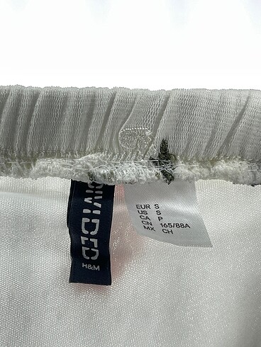 s Beden beyaz Renk H&M Bluz %70 İndirimli.