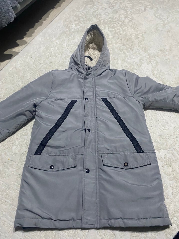 Gri Kışlık Kapüşonlu içi tüylü Mont - Görsel 4