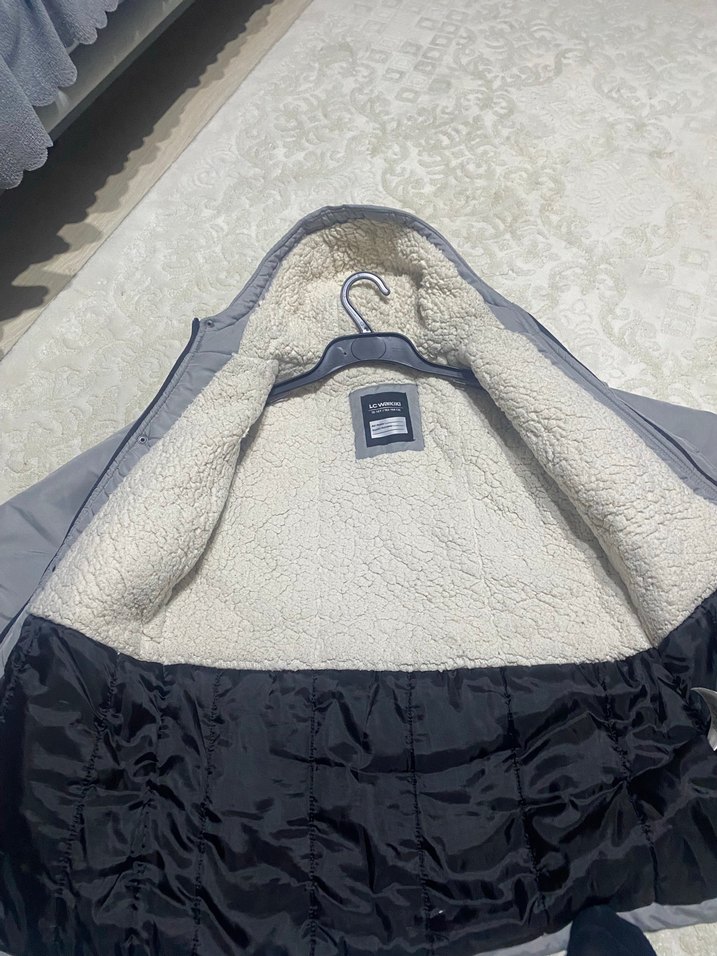 Gri Kışlık Kapüşonlu içi tüylü Mont - Görsel 2