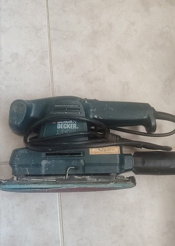 Black & Decker Turkuaz Zımpara Makinesi