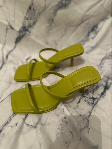 Zara Zara Topuklu Sandalet