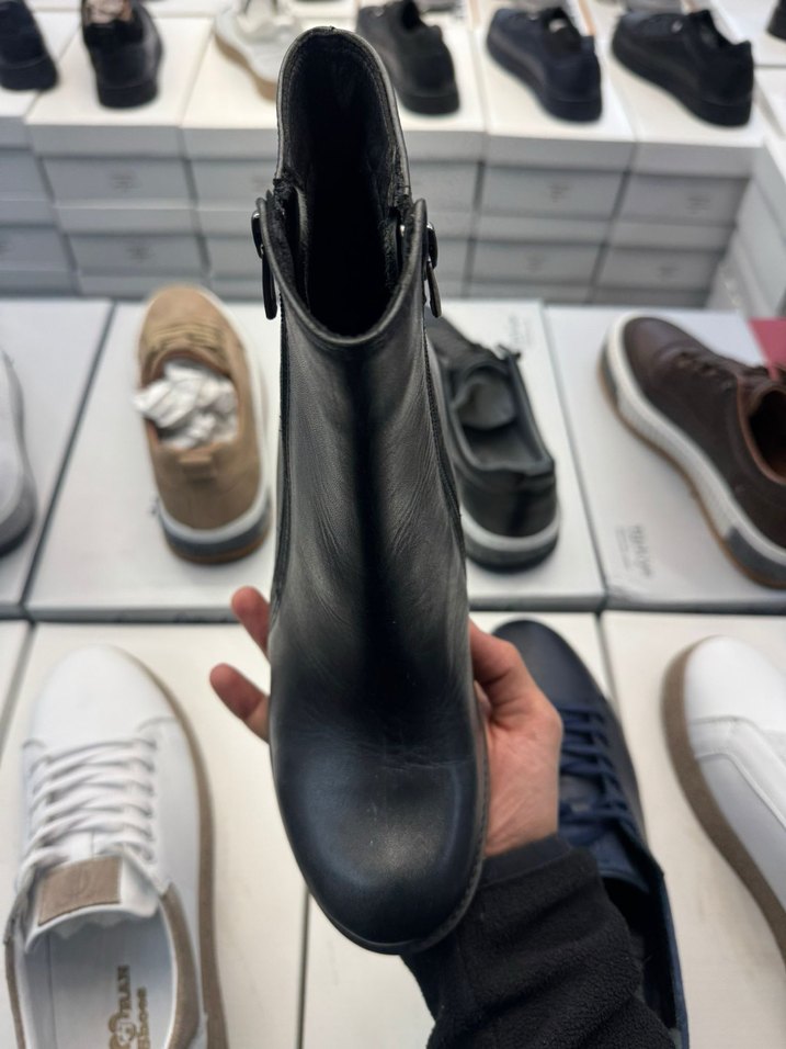 Orjinal Deri Siyah Tokalı Kadın Biker Bot 36 Numara - Görsel 2