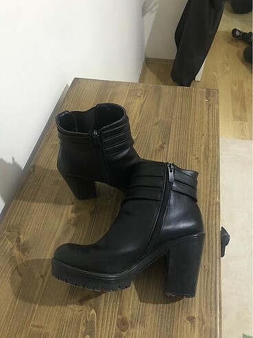 37 Beden siyah Renk Kışlık ayakkabı