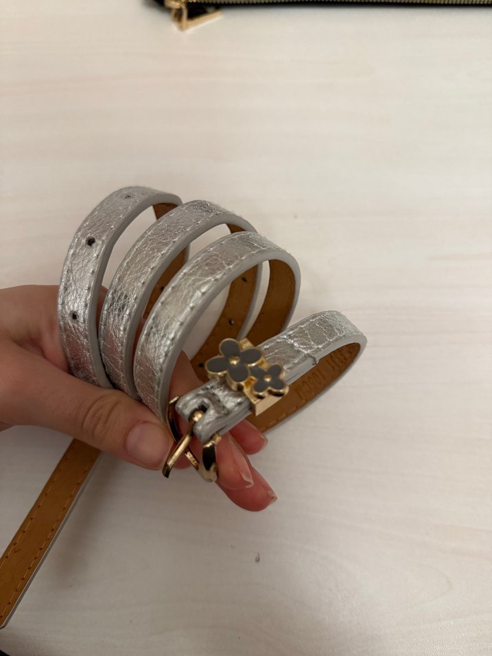 Gri Deri Tokalı Kemer - Görsel 2