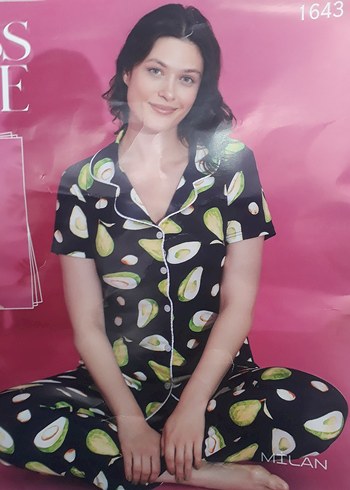 diğer Beden Kadın Kahverengi Avokado Baskılı Pijama Takımı HER BEDEN BULUNUR