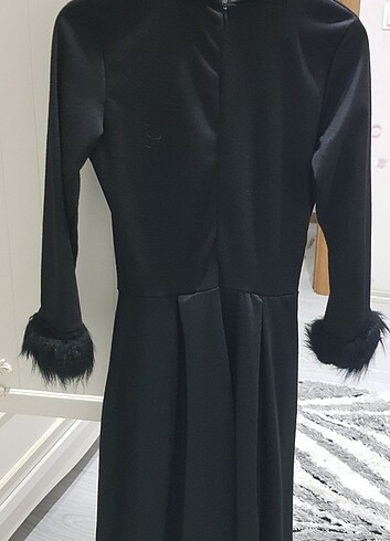 Siyah Midi Elbise