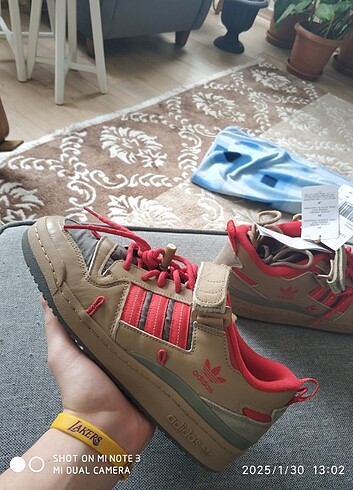 Forum Low 