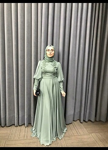 Tesettür uzun abiye elbise