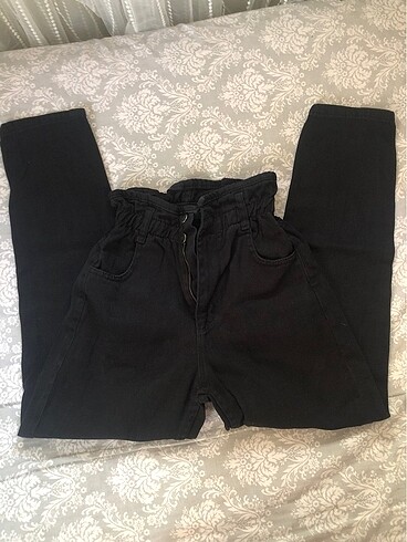 36 Beden siyah Renk Pantolon MOM JEAN
