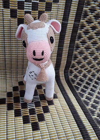 Amigurumi inek
