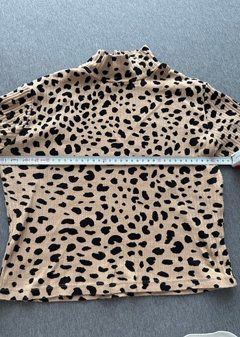 Uzun Kollu Baskılı Boğazlı Kadın Bluz - Görsel 2