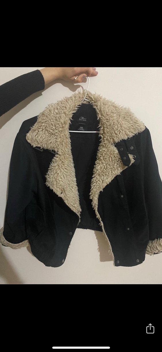 Siyah Kürk Detaylı Rahat Kesim Kadın Ceket - Görsel 3