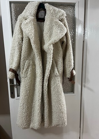 Bej Uzun Peluş Kadın Kaban - Görsel 4