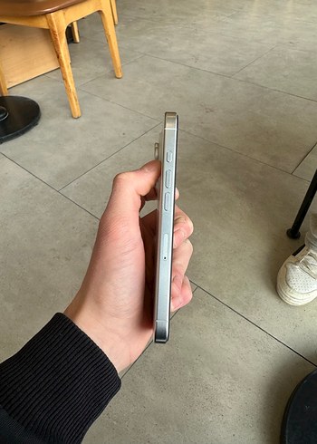 iPhone 16 Pro - Görsel 6