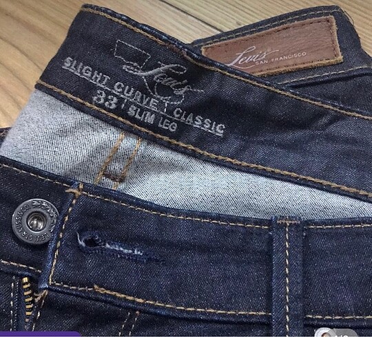 Levis kot