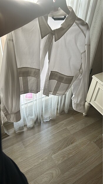 Zara kısaltılmış gabardin gömlek