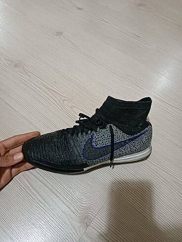 Nike Halısaha ve futbol ayakkabısı
