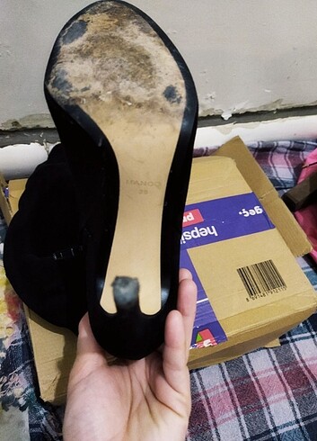 Diğer Mango marka çorap çizme modeli
