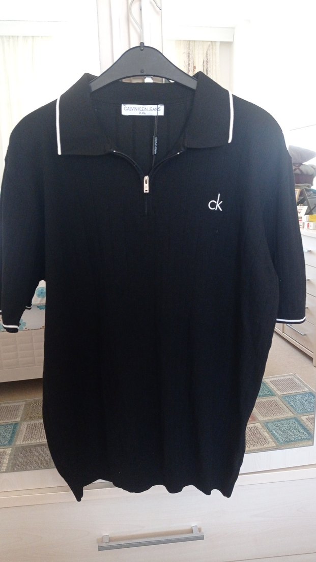 Siyah yakası fermuarlı Loose Fit Polo Tişört - Görsel 4