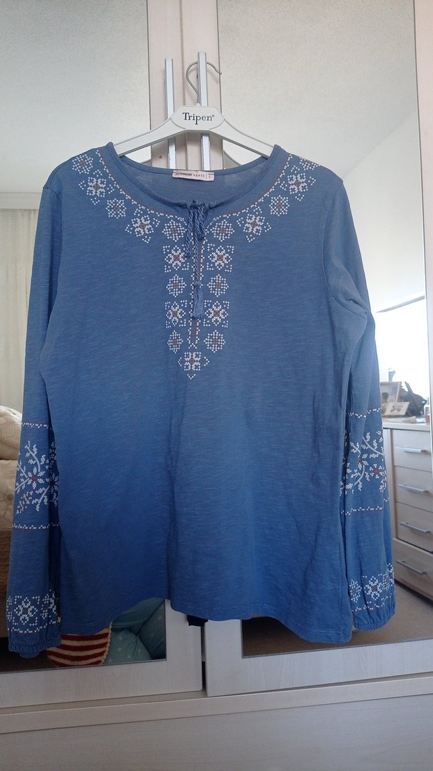 Nakışlı Mavi Bohem penye bluz - Görsel 2