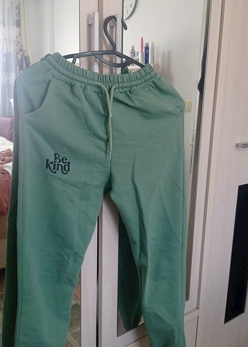 Kız çocuk Yeşil Rahat Kesim beli lastikli Eşofman - Görsel 2