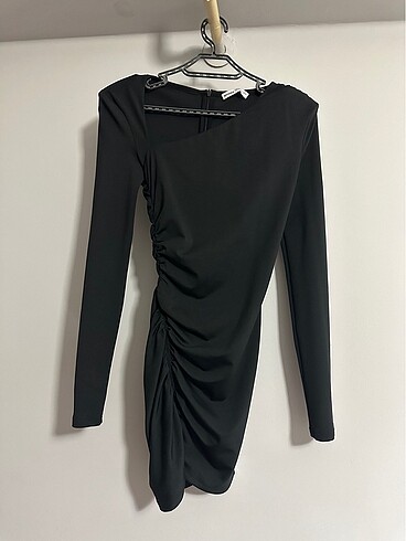 Bershka BERSHKA siyah mini asimetrik yaka elbise