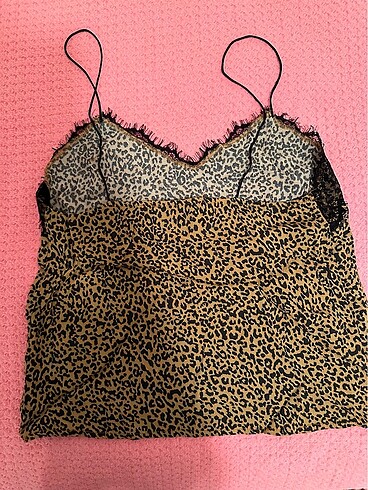 Bershka BERSHKA leoparlı askılı üst