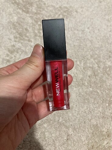 New well lipgloss