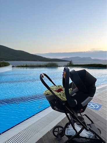 Cybex Eezy S Twist
