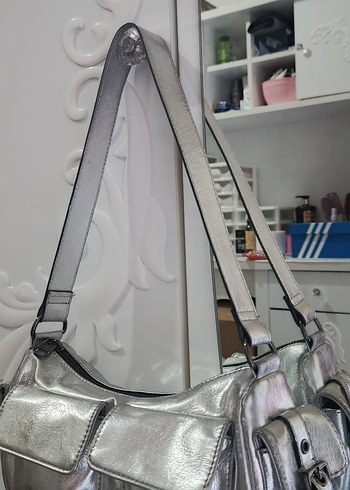 Gri Metal Tokalı Kadın El Çantası - Görsel 3