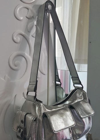 Gri Metal Tokalı Kadın El Çantası - Görsel 2
