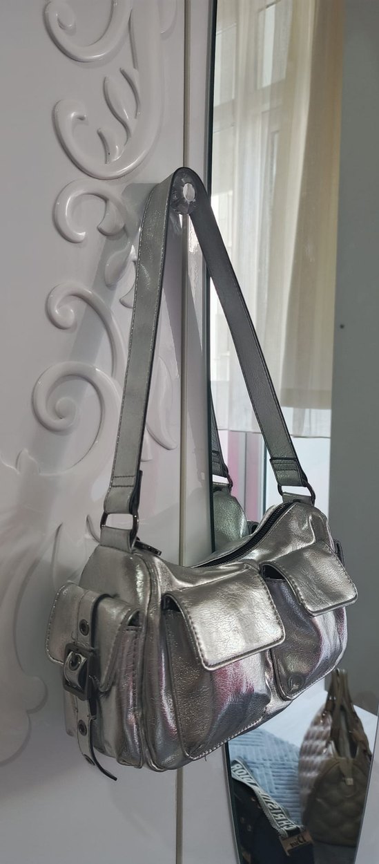 Gri Metal Tokalı Kadın El Çantası - Görsel 2