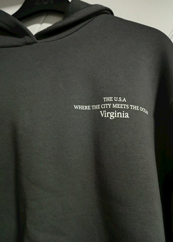 Siyah Kapüşonlu Rahat Kesim Sweatshirt - Görsel 2