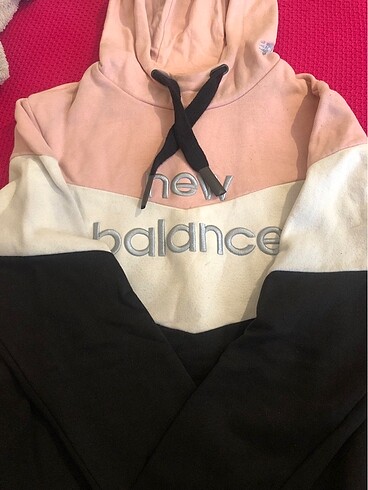 Kapüşonlu sweatshirt