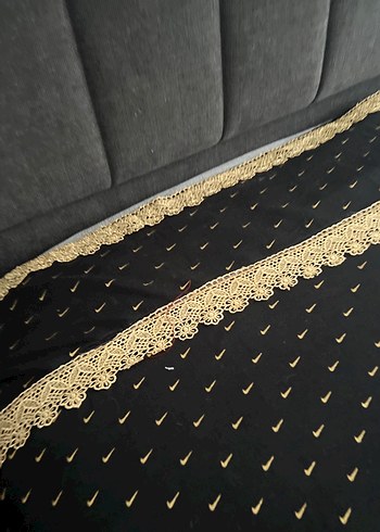 Siyah Düz Yatak Örtüsü - Görsel 2