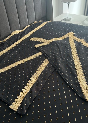 Siyah Düz Yatak Örtüsü - Görsel 5