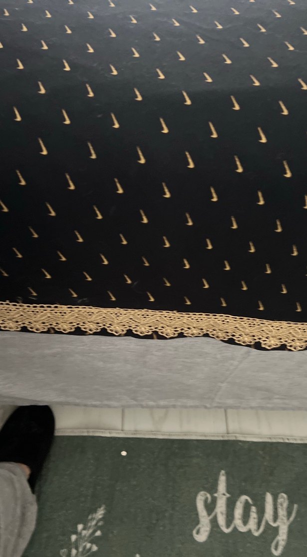 Siyah Düz Yatak Örtüsü - Görsel 4