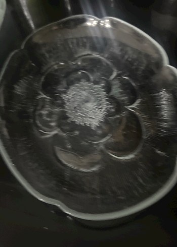 Çiçek Desenli Bej Cam Tabak - Görsel 2